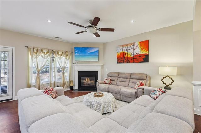 4750 Hastings Terrace, Alpharetta, GA 30005