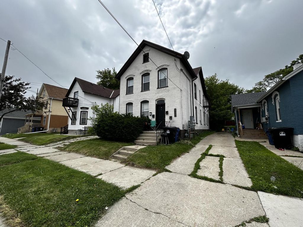 1518 Geneva STREET, Racine, WI 53404