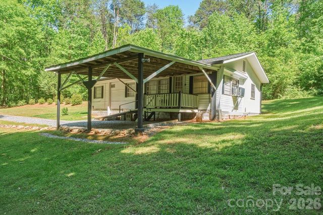 3823 Hickory Highway, Statesville, NC 28677