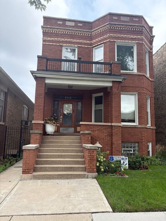 4418 W Deming Place 2, Chicago, IL 60639