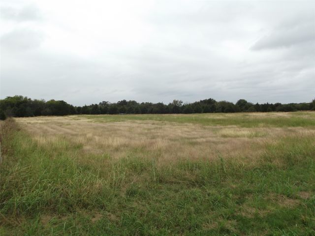 501 S Ray Roberts Parkway, Tioga, TX 76271