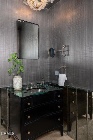 345 E Colorado Boulevard 203, Pasadena, CA 91101