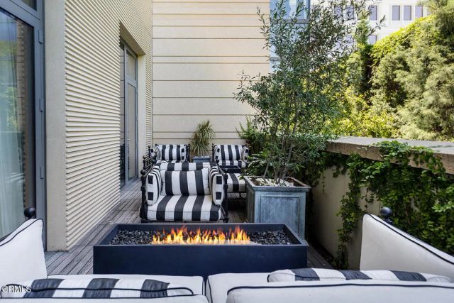 345 E Colorado Boulevard 203, Pasadena, CA 91101