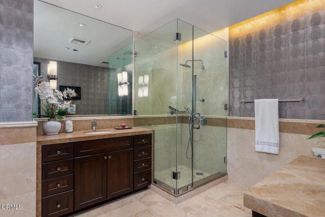 345 E Colorado Boulevard 203, Pasadena, CA 91101