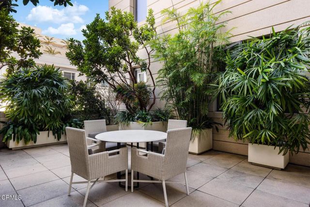 345 E Colorado Boulevard 203, Pasadena, CA 91101