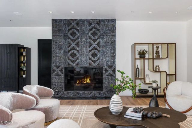 345 E Colorado Boulevard 203, Pasadena, CA 91101