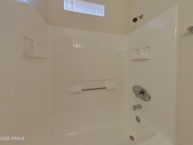 18250 N CAVE CREEK Road 110, Phoenix, AZ 85032