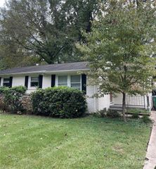 2610 Springway Drive, Charlotte, NC 28205