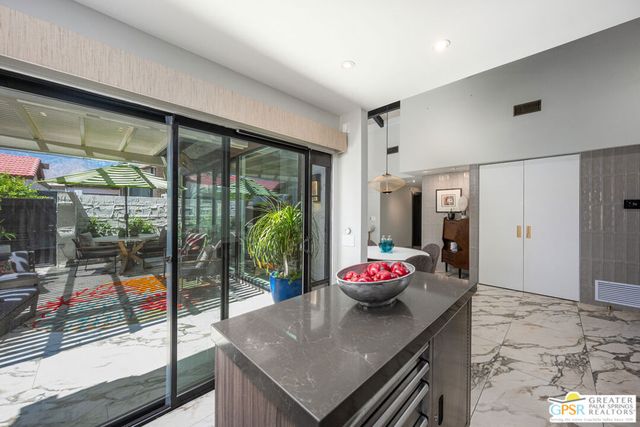 2487 S Gene Autry Trail A, Palm Springs, CA 92264