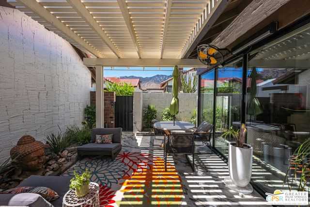 2487 S Gene Autry Trail A, Palm Springs, CA 92264