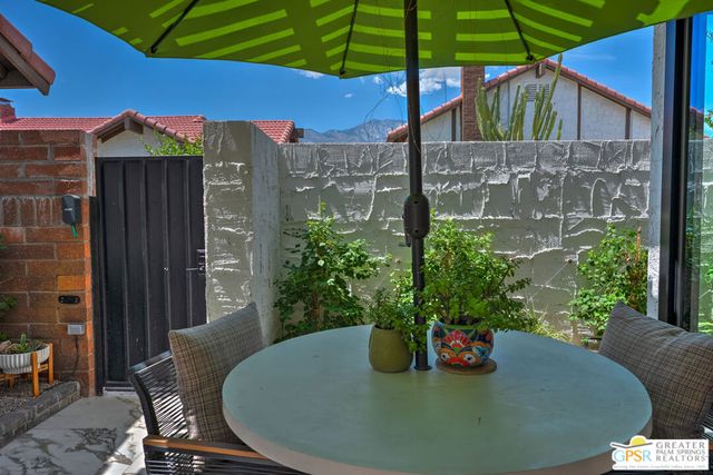 2487 S Gene Autry Trail A, Palm Springs, CA 92264