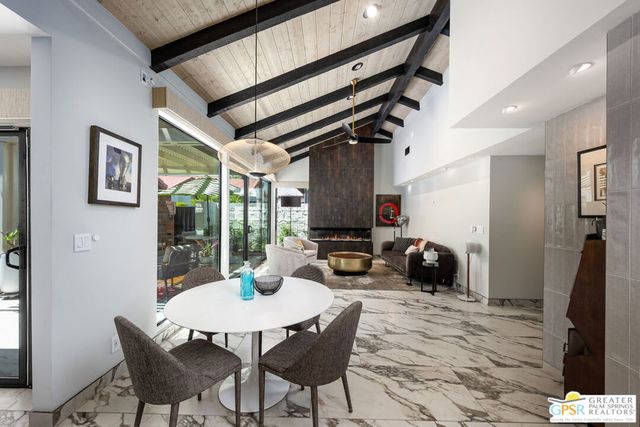 2487 S Gene Autry Trail A, Palm Springs, CA 92264
