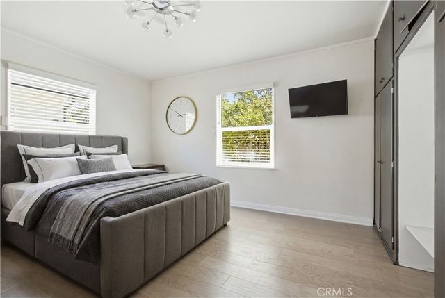 6501 Charlesworth Avenue, North Hollywood, CA 91606
