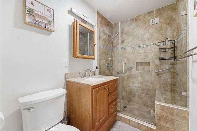 6501 Charlesworth Avenue, North Hollywood, CA 91606