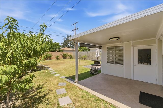 6501 Charlesworth Avenue, North Hollywood, CA 91606