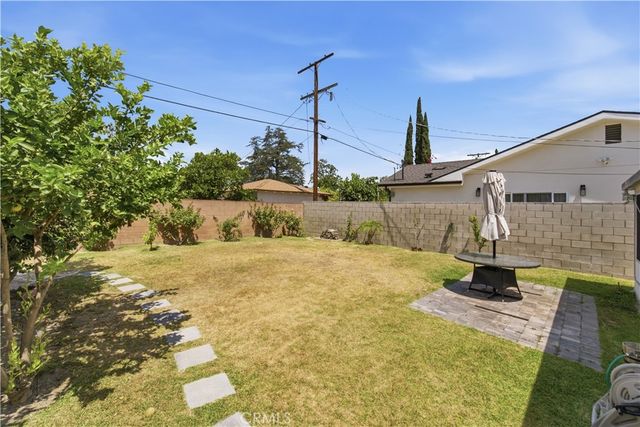 6501 Charlesworth Avenue, North Hollywood, CA 91606