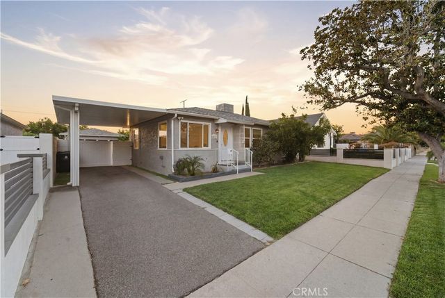 6501 Charlesworth Avenue, North Hollywood, CA 91606