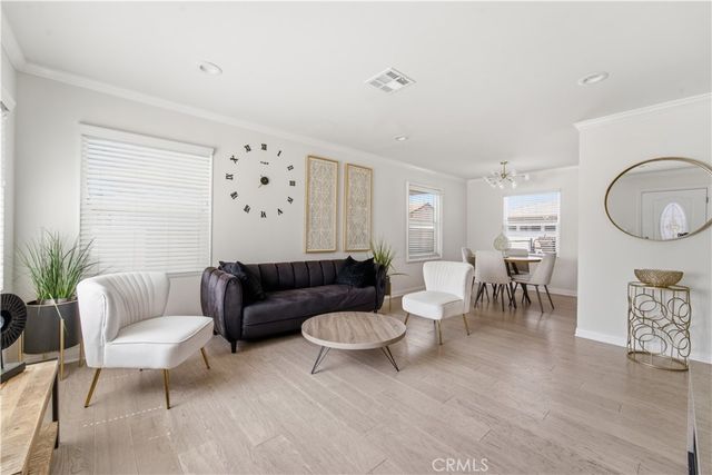6501 Charlesworth Avenue, North Hollywood, CA 91606