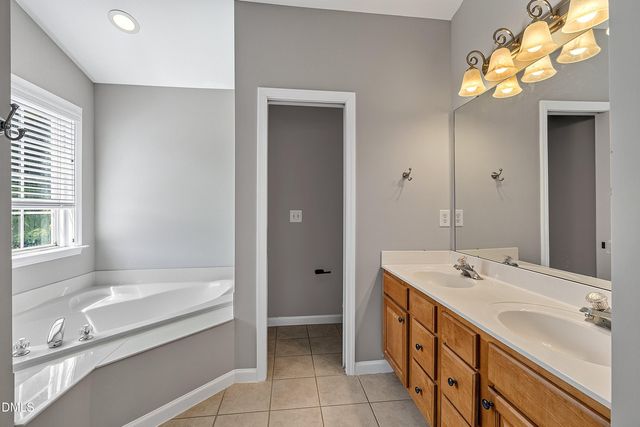 3204 Orchestra Court, Apex, NC 27539