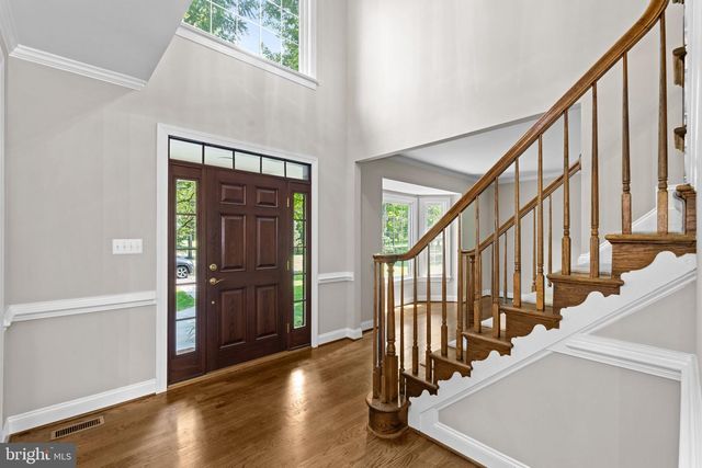 13870 SHELTER MANOR DR, Haymarket, VA 20169