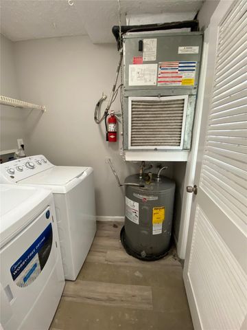 4690 Summit Blvd, West Palm Beach, FL 33415