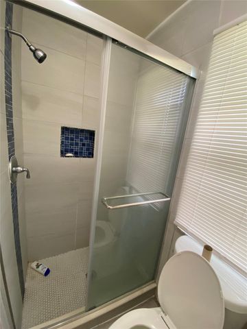 4690 Summit Blvd, West Palm Beach, FL 33415