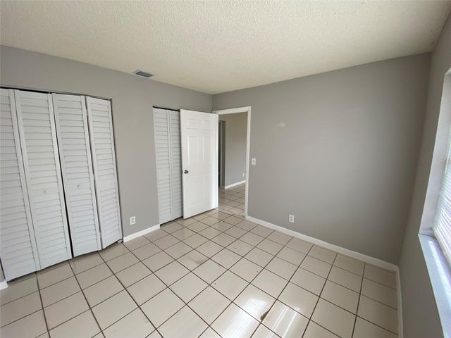 4690 Summit Blvd, West Palm Beach, FL 33415