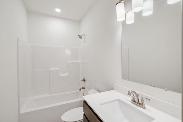 3105 Hilltop Road, Valparaiso, IN 46385