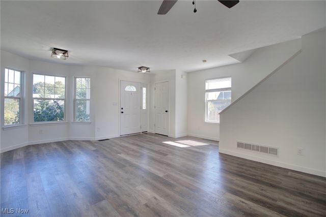 2494 W 7th Street, Cleveland, OH 44113