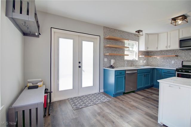 2494 W 7th Street, Cleveland, OH 44113