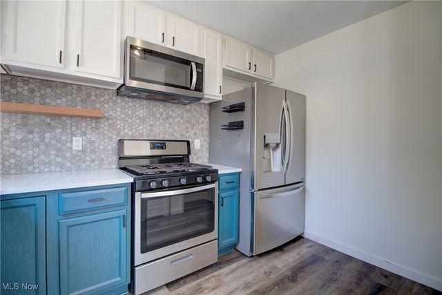 2494 W 7th Street, Cleveland, OH 44113