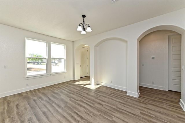 511-513 Lion DR, Leander, TX 78641