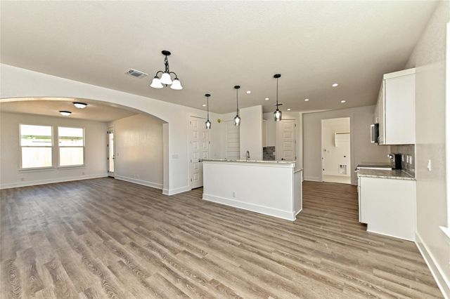 511-513 Lion DR, Leander, TX 78641