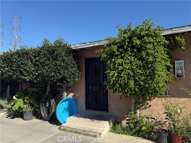 45 E 69th Way, Long Beach, CA 90805