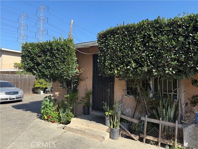 45 E 69th Way, Long Beach, CA 90805