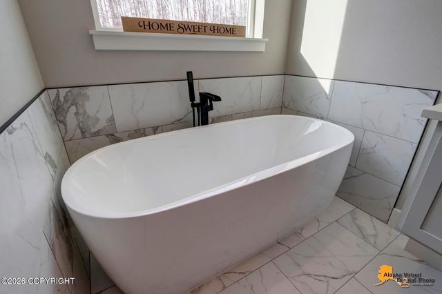 1942 W Cashatt Avenue, Wasilla, AK 99654