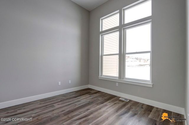 1942 W Cashatt Avenue, Wasilla, AK 99654