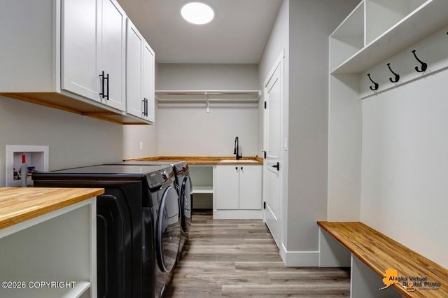 1942 W Cashatt Avenue, Wasilla, AK 99654