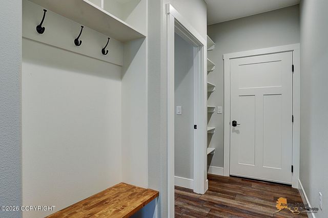 1942 W Cashatt Avenue, Wasilla, AK 99654