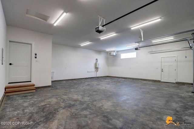 1942 W Cashatt Avenue, Wasilla, AK 99654