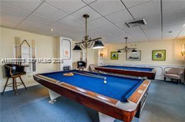 5555 Collins Ave 15W, Miami Beach, FL 33140