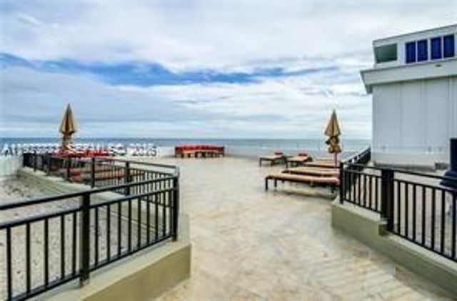 5555 Collins Ave 15W, Miami Beach, FL 33140