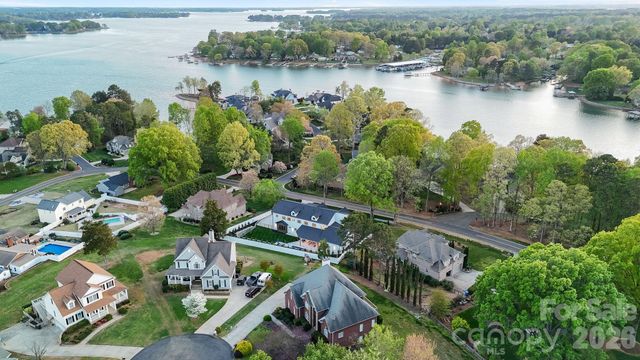 475 Canvasback Road, Mooresville, NC 28117