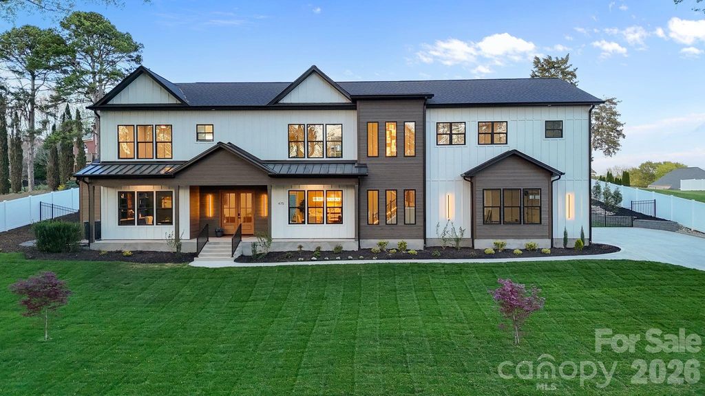 475 Canvasback Road, Mooresville, NC 28117