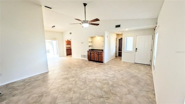 7805 PINE TRACE DRIVE 18, Sarasota, FL 34243