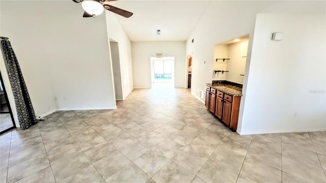 7805 PINE TRACE DRIVE 18, Sarasota, FL 34243