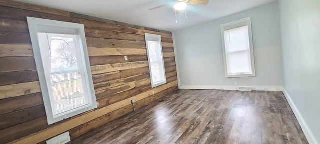 804 S 4th Street, Oregon, IL 61061