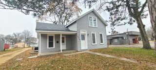 804 S 4th Street, Oregon, IL 61061