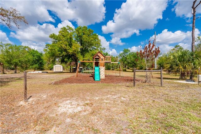 4301 South RD, North Fort Myers, FL 33917