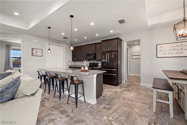 4301 South RD, North Fort Myers, FL 33917